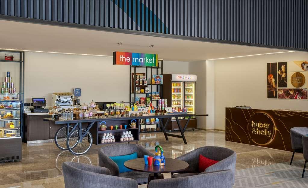 Hyatt Place Vadódara Restaurace fotografie