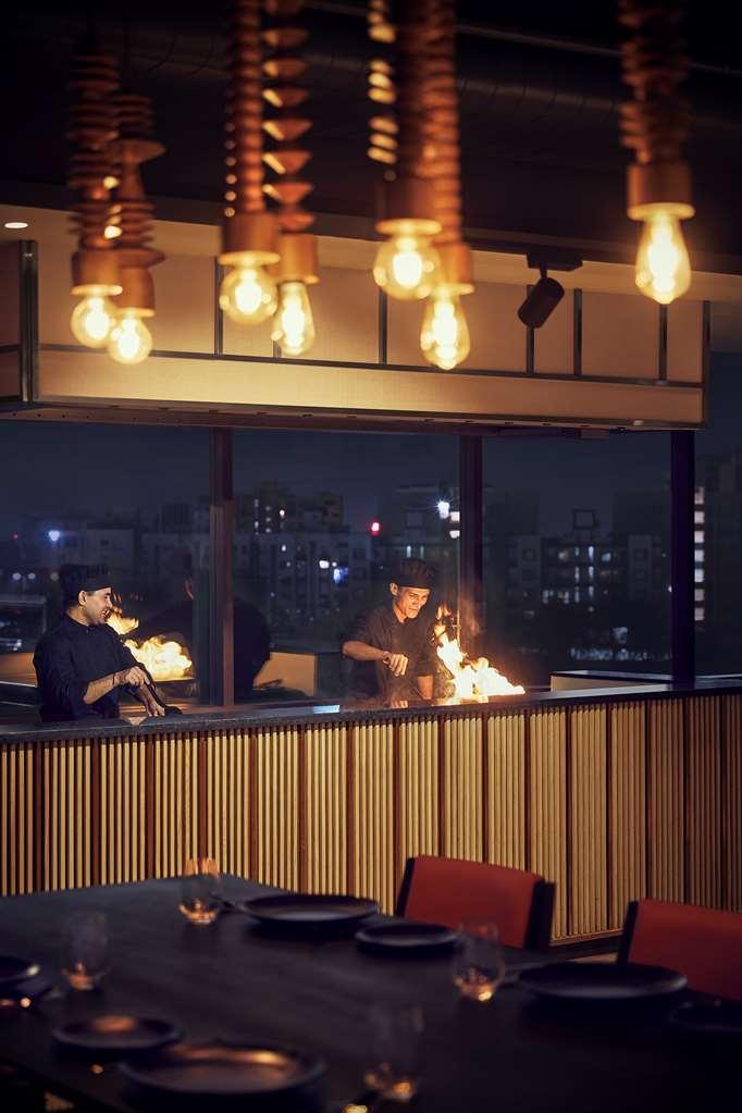 Hyatt Place Vadódara Restaurace fotografie